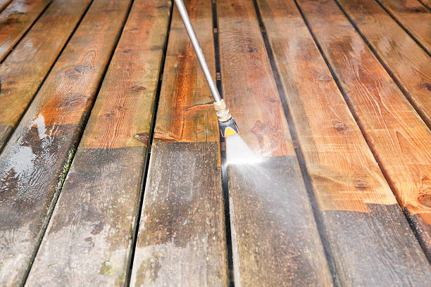 Why Choose Our Certified Pressure Washing Experts for Your Project Needs in Grand Ledge, MI?